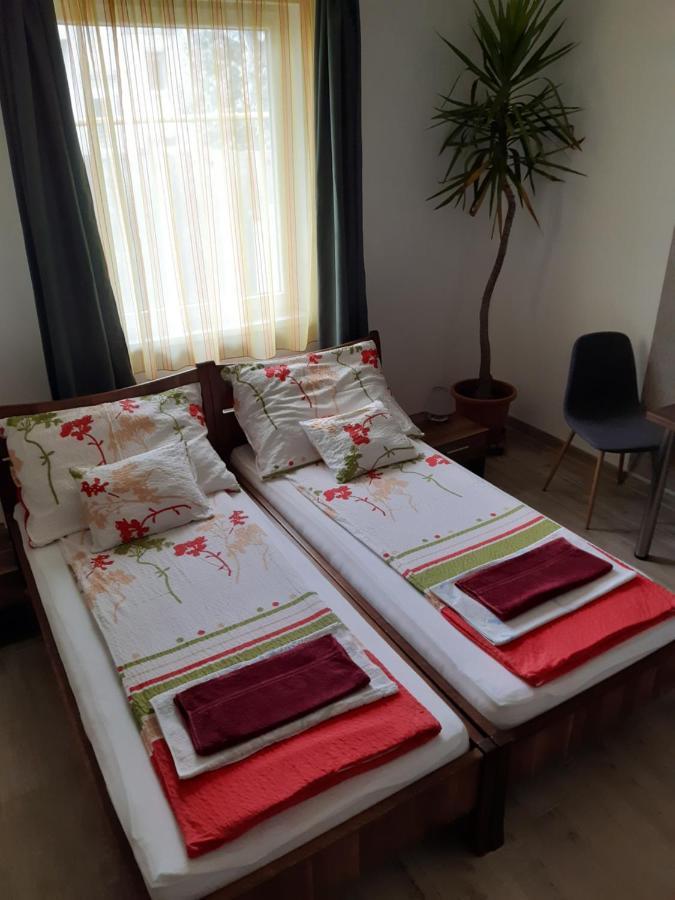 M47 Vendeghaz-Airport Hotell Debrecen Eksteriør bilde