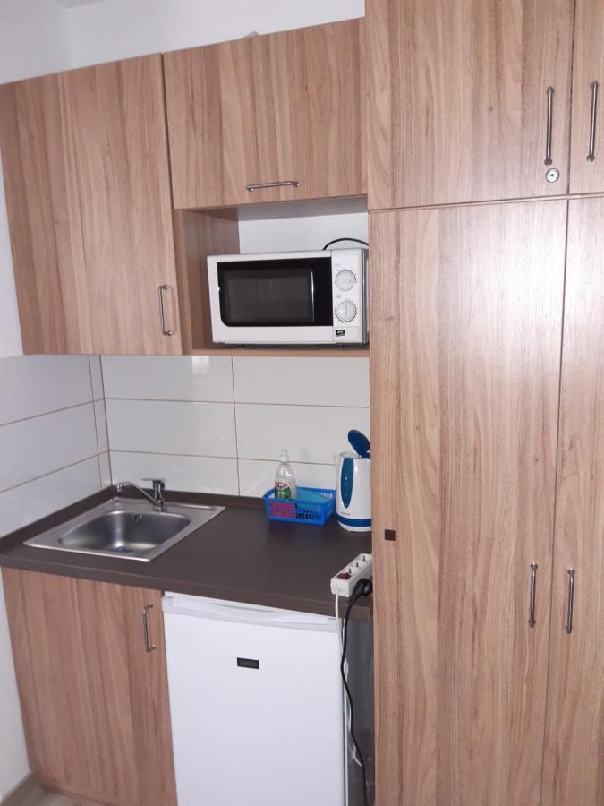 M47 Vendeghaz-Airport Hotell Debrecen Eksteriør bilde