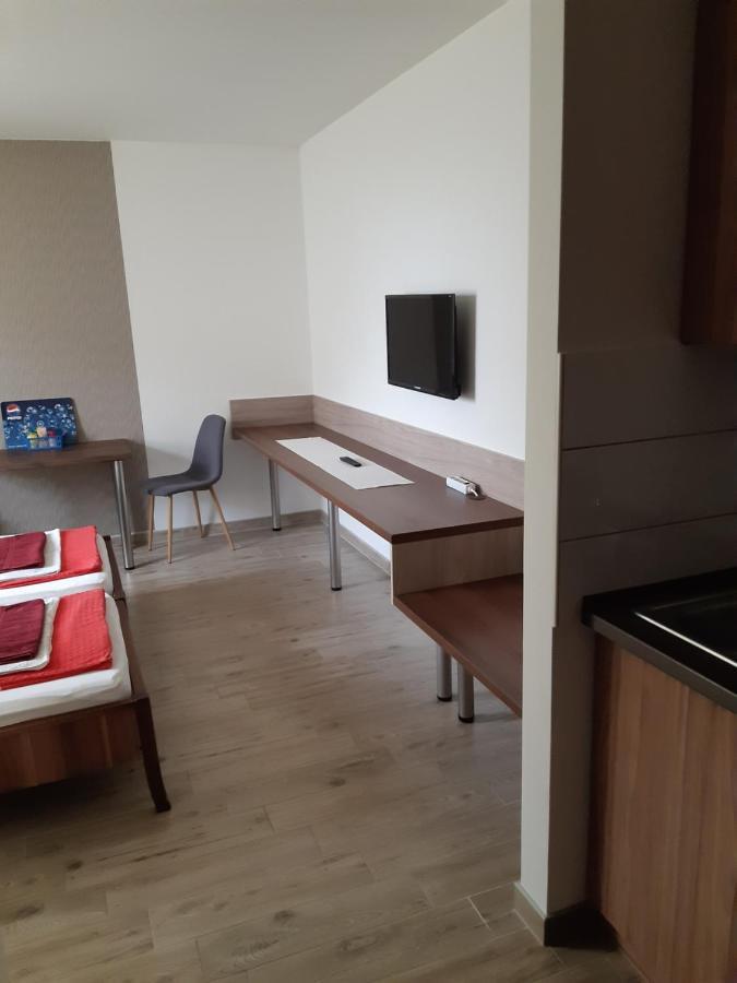 M47 Vendeghaz-Airport Hotell Debrecen Eksteriør bilde