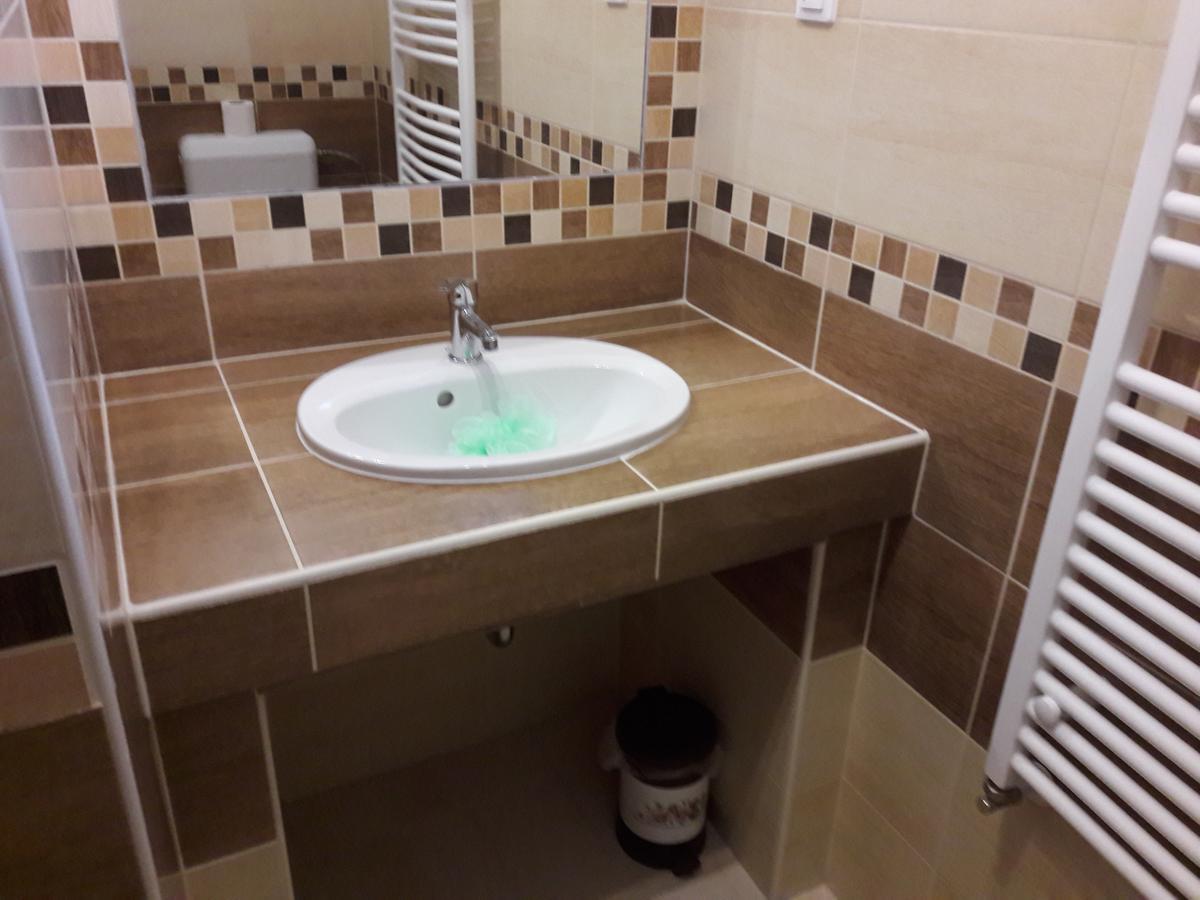M47 Vendeghaz-Airport Hotell Debrecen Eksteriør bilde